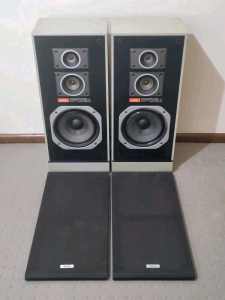 Vintage Large AKAI Speakers