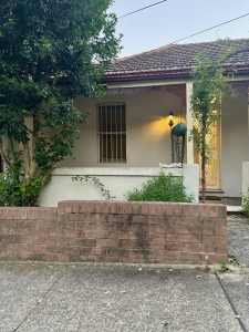 3 Bedroom House - Chatswood (fully furnished)