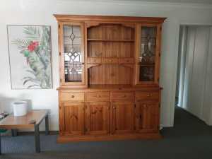 Buffet Duchess Sideboard Hutch Display Cabinet