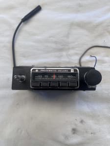 Pressmatic Deluxe RU 140A Radio