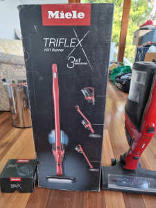 MIELE Triflex HX1 Runner Hand Held Vacuum Cleaner - With Extra Battery