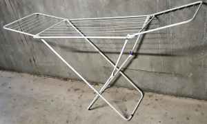 Foldable Winged Clothes Airer Drier Rack, working, Carlton pickup
