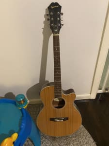 EPIPHONE GUITAR GREAT CONDITION