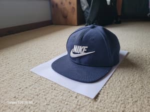 Nike sport cap