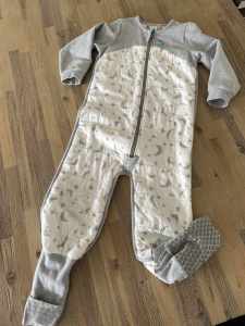 Love to dream Sleep Suit size 4