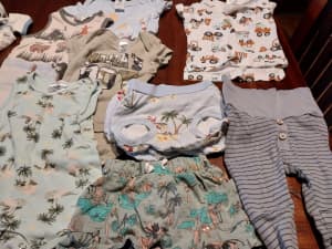 FREE Baby Clothes - 000 - small bundle - boys