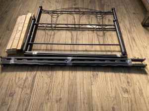 Double bed frame