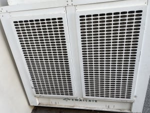 Evaporative air-conditioner