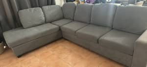 Lounge 4 seater grey