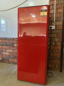 179L red Hisense fridge with auto defrost
