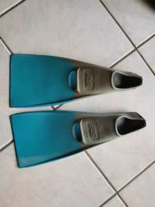 ZOGGS Swimming Flippers
