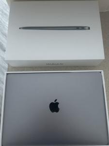 Apple MacBook Air M1 late 2020 model
