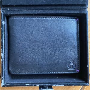 Black Jeff Banks soft leather wallet. Never used in box!