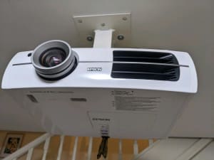 Epson Full HD projector 