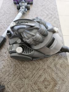 Dyson Barrel vacuum cleaner & accessories