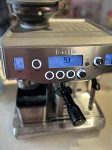 Breville The Oracle coffee machine