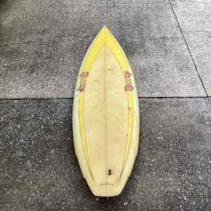 VINTAGE KENT MANNING 1980’s SURFBOARD 6ft 4”