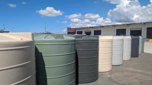 BRAND NEW 5000L ROUND TALL POLY QTANKS READY FOR IMMEDIATE COLLECTION