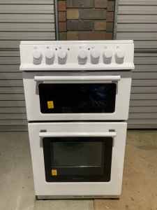 Stove upright oven