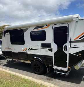 Golf Savannah 499 Semi-Offroad Caravan