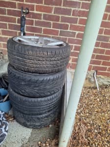 Mercedes rim and tyres set of 4