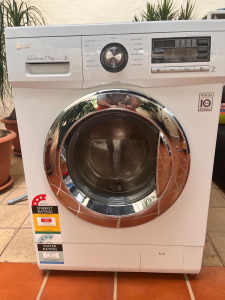 LG Inverter DirectDrive 7.5kg Washing Machine As New