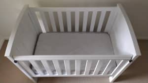 Bori Country Collection cot and mattress babyRest DuoCore