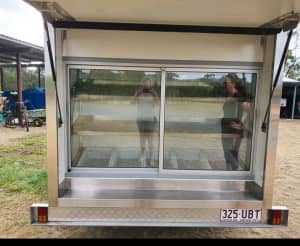 Icehawk freezer/fridge trailer 