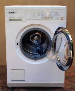 MIELE Front Loader Washing Machine Top Condition. Can Deliver