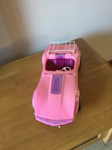 barbie old car