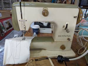 Bernina 700 Sewing Machine
