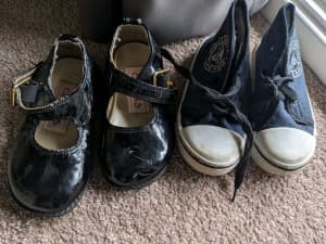 Size 4 toddler shoes