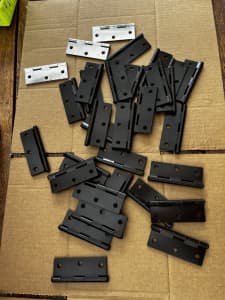 Door hinges - 32 pieces - 95mm and 60mm ($15 for the lot)