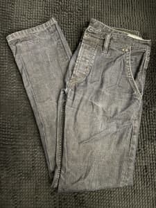 Indigo Diesel Bhetto Regular Slim-Straight men’s jeans 