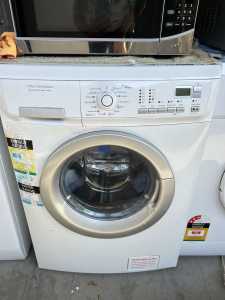 $ large 8 kg front time management Electrolux washing machine