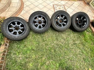 Toyota FJ Cruiser wheels with Toyo Tyres