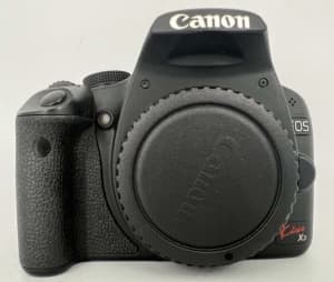 CANON DIGITAL SLR CAMERA WITH CHARGER - : 350007