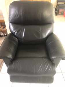 Electric recliner and lift chair