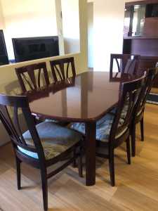 DINING TABLE AND CHAIRS -- INDOOR OUTDOOR