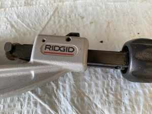 RIDGID quick release pipe cutter
