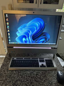 ACER Aspire Z5710 all in one , touch screen intel i7