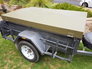 6x4 hinged and lockable trailer lid / top only