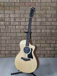 Taylor 112ce-s electric acoustic guitar in mint condition
