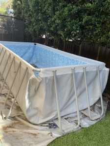 Bestway 4.88m pool includes extra accessories