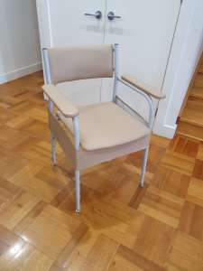 Quality Bedside DELUXE Commode Chair.