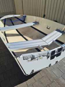 FOLD-OUT 3.3m BOAT with 8hp Mariner outboard