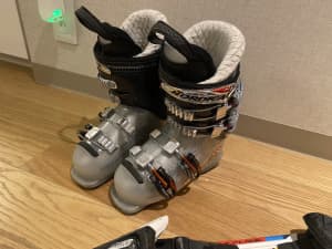 Kids Nordica Ski Boots 18/19.5 
