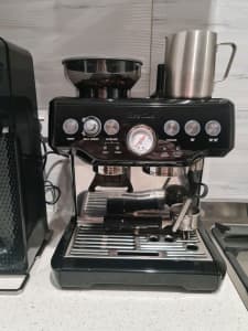 Breville the Barista Express Manual Coffee Machine in Black