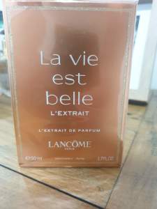 Brand new La vie est belle LExtrait 50ml.. 