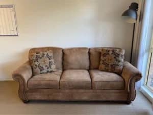 Wanted: 3 seater couch - $300 ONO